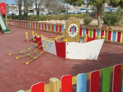 PM674 parques infantiles barco pesquero manufacturas deportivas w10